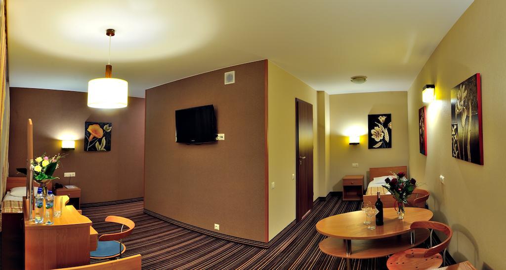 Mińsk Mazowiecki Hotel Partner חדר תמונה